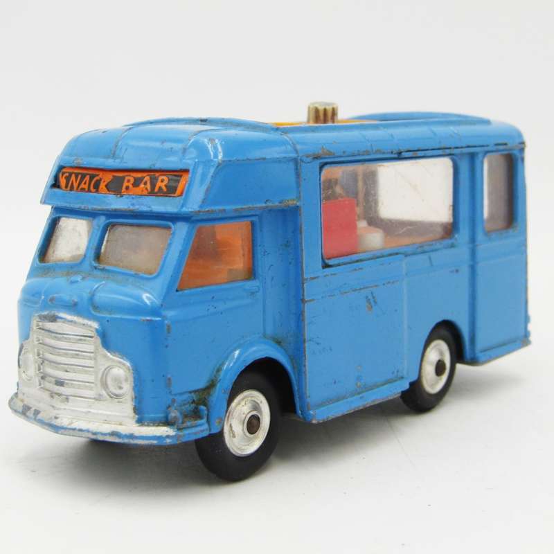 Corgi toys Smith`s Karrier van snack bar die-cast toy car