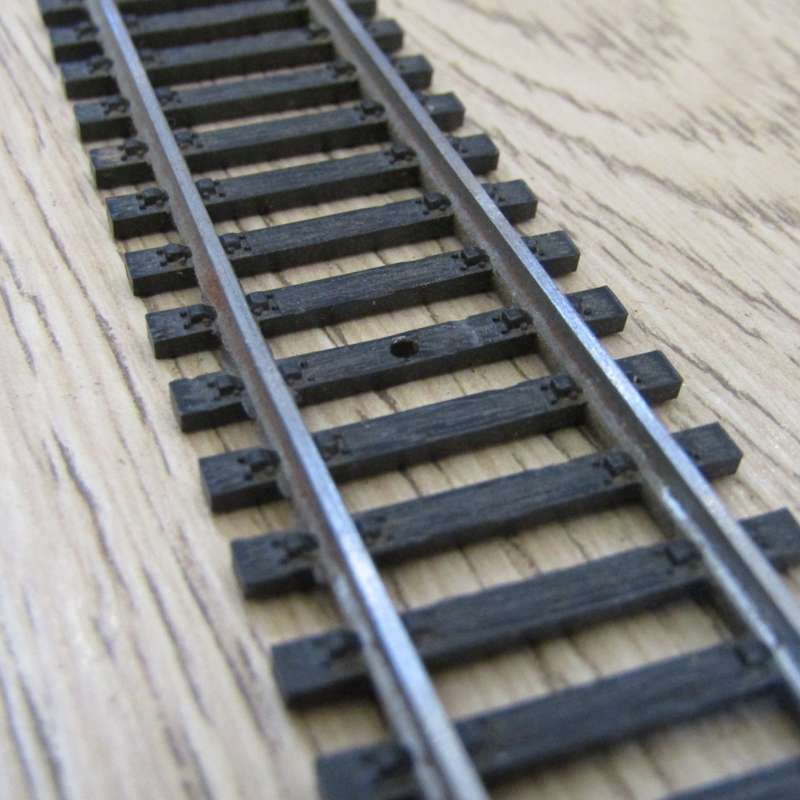 Lot of 20 HO - scale railway tracks - 10 is flexi tracks - including 2 small extensions