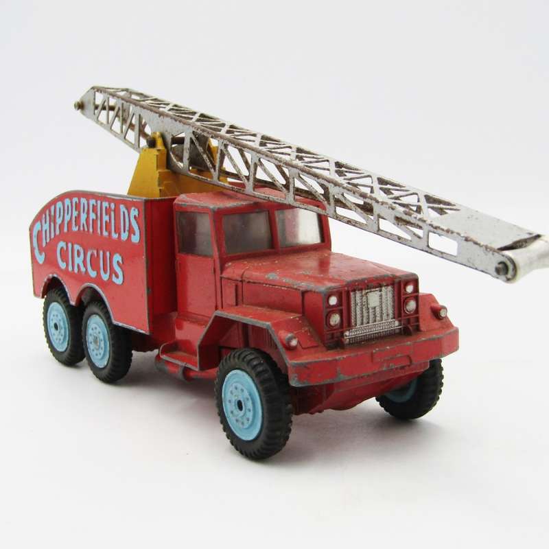 Corgi Toys Chipperfield circus International 6x6 Crane truck - crane mechanism broken