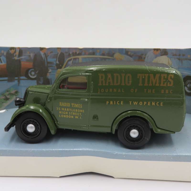 Matchbox Dinky 1950 Ford E83W 10 CWT Van die-cast model car in box