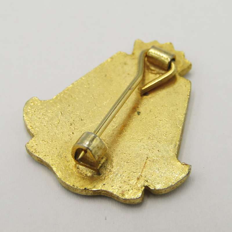 HMS Cornwall One and all ships pin badge