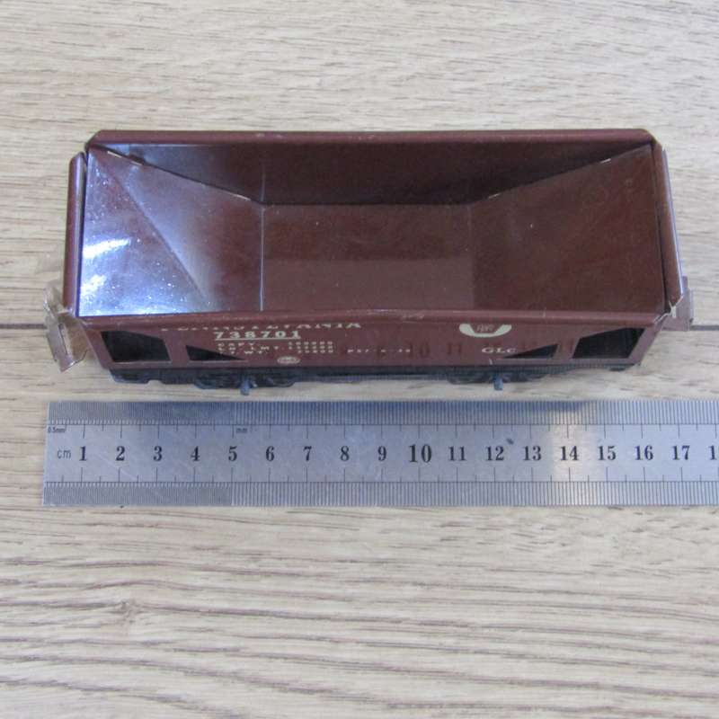 Vintage Marx Mechanical train set with tracks - O-gauge