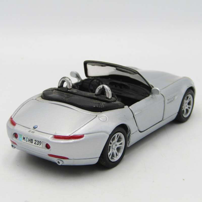 Maisto BMW Z8 die-cast model car - scale 1/38