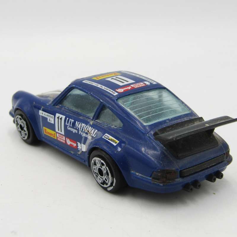 Bburago Porsche 911 die-cast racing model car - scale 1/43