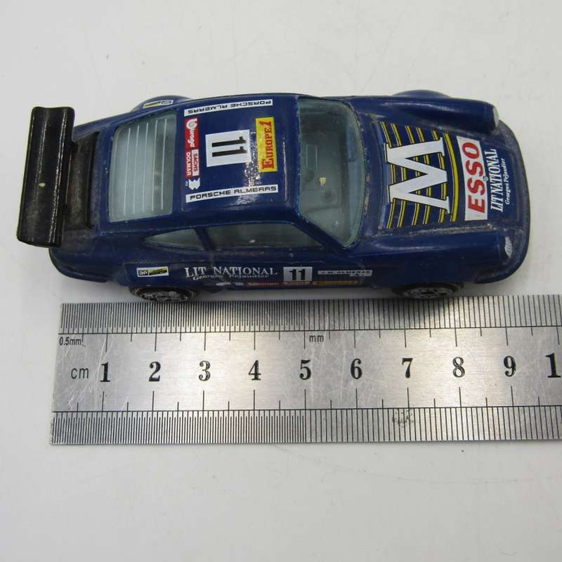 Bburago Porsche 911 die-cast racing model car - scale 1/43