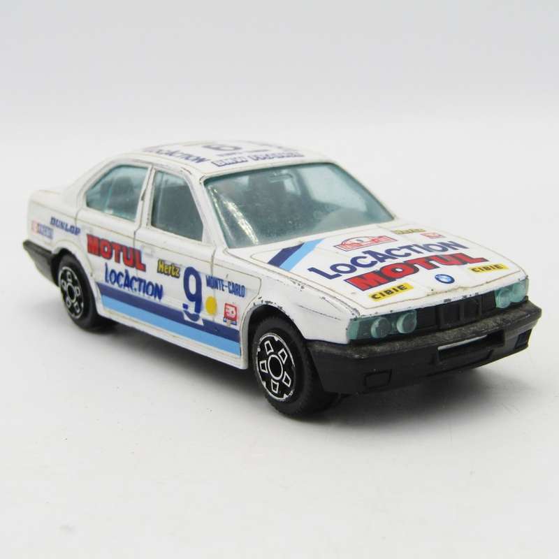 Bburago BMW 535i die-cast racing model car - scale 1/43