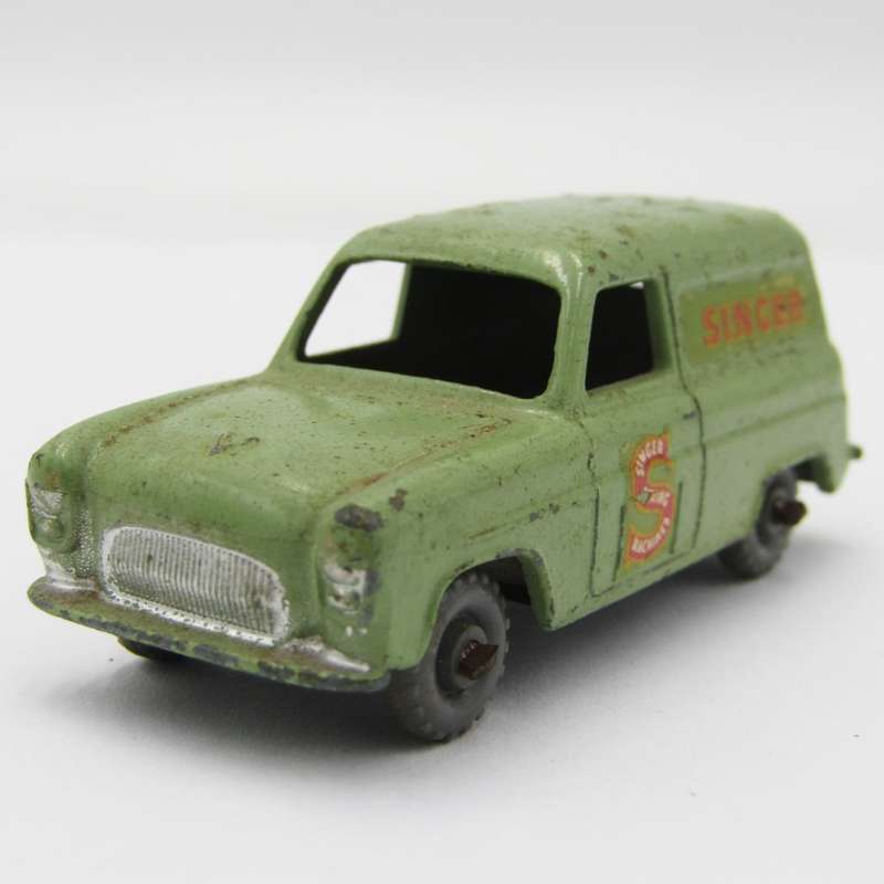 Matchbox Moko Lesney #59 Ford Thames `Singer` van die-cast toy car