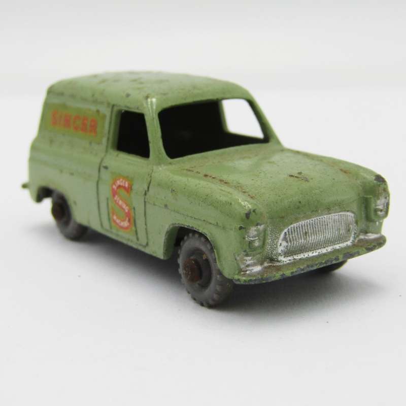 Matchbox Moko Lesney #59 Ford Thames `Singer` van die-cast toy car