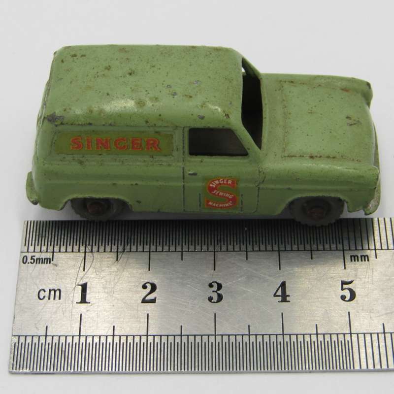 Matchbox Moko Lesney #59 Ford Thames `Singer` van die-cast toy car