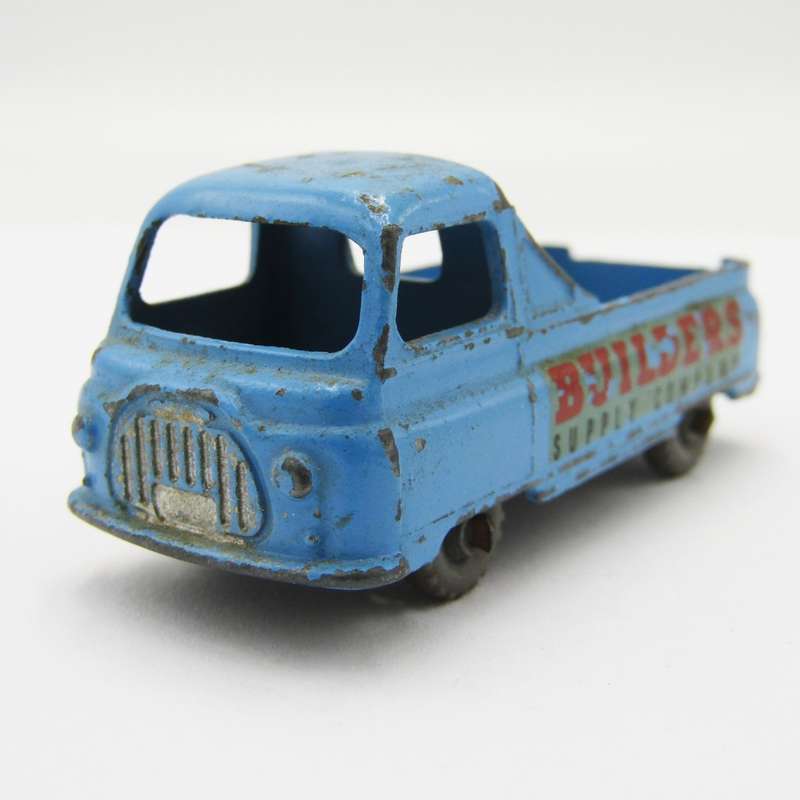 Matchbox Moko Lesney #60 Morris J2 Pick-up die-cast toy car