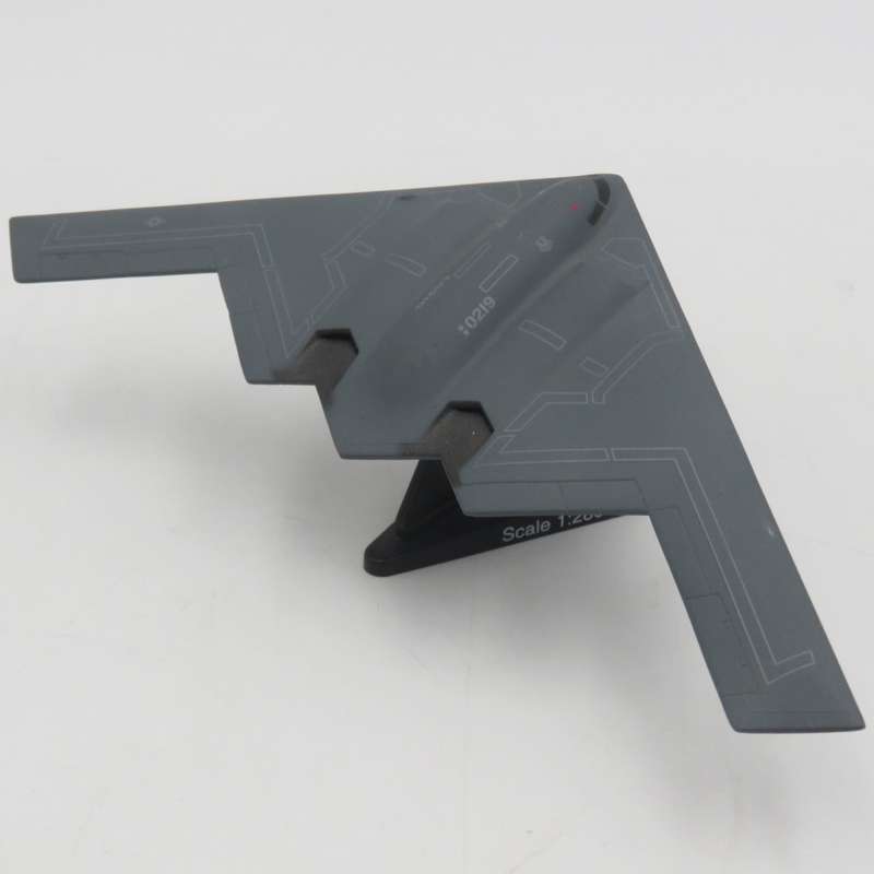Northrop B-2 die-cast model plane - scale 1/280 - Stand pin broken