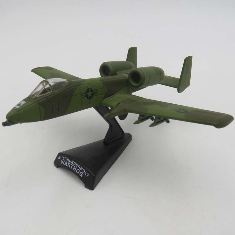 A-10 Thunderbolt Warthog die-cast model plane - scale 1/140