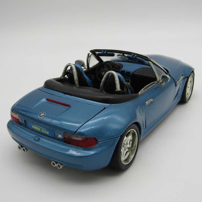 Bburago 1996 BMW M-Roadster die-cast model car - scale 1/18