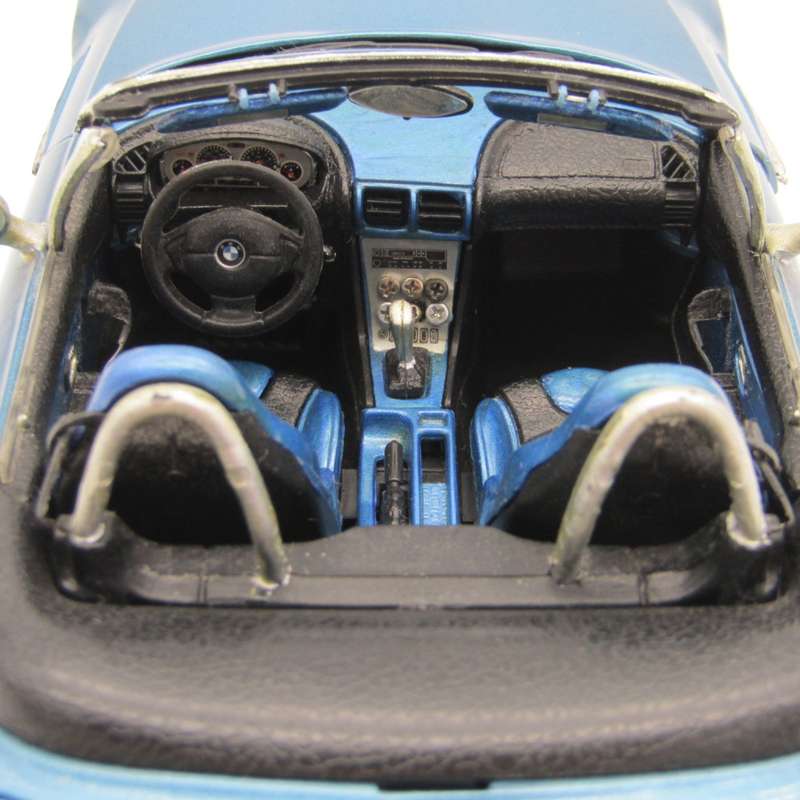 Bburago 1996 BMW M-Roadster die-cast model car - scale 1/18