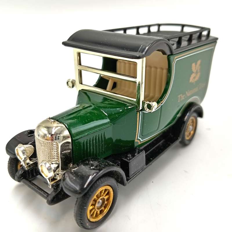 Lledo Bull nose morris van - The National Trust in box
