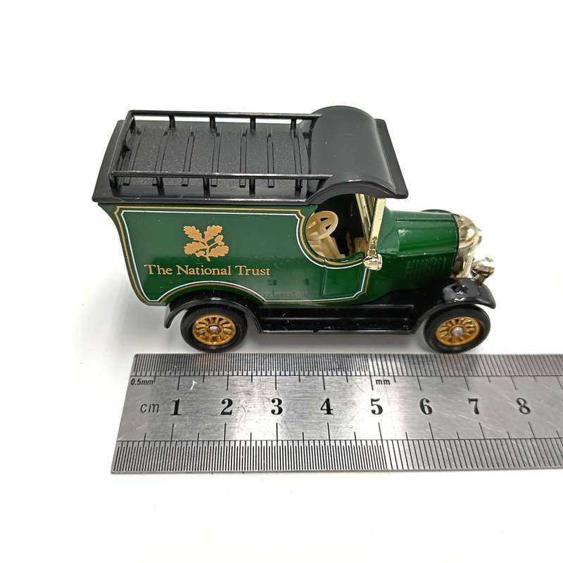 Lledo Bull nose morris van - The National Trust in box