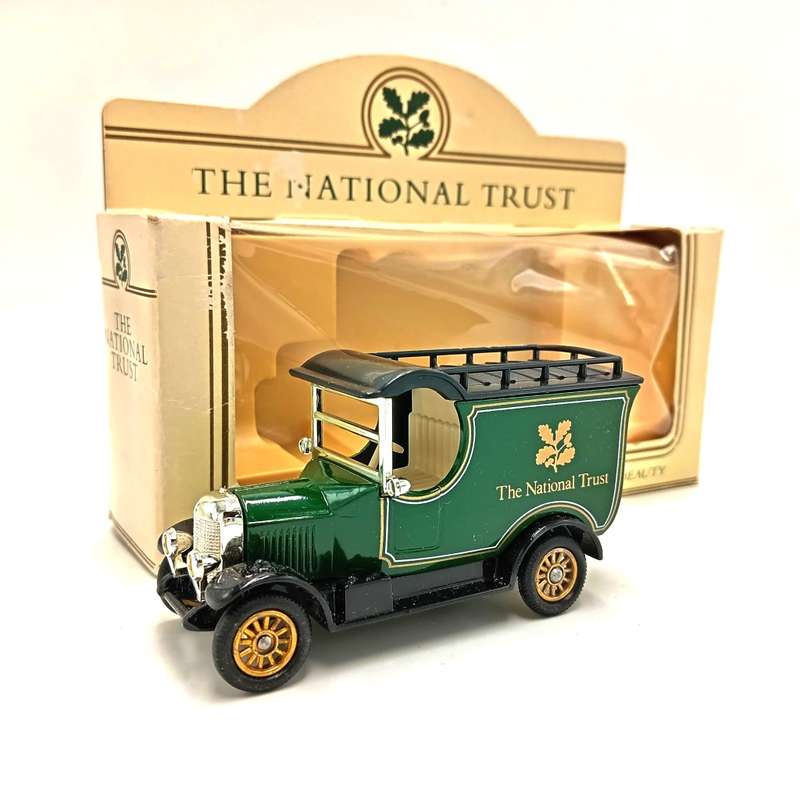 Lledo Bull nose morris van - The National Trust in box