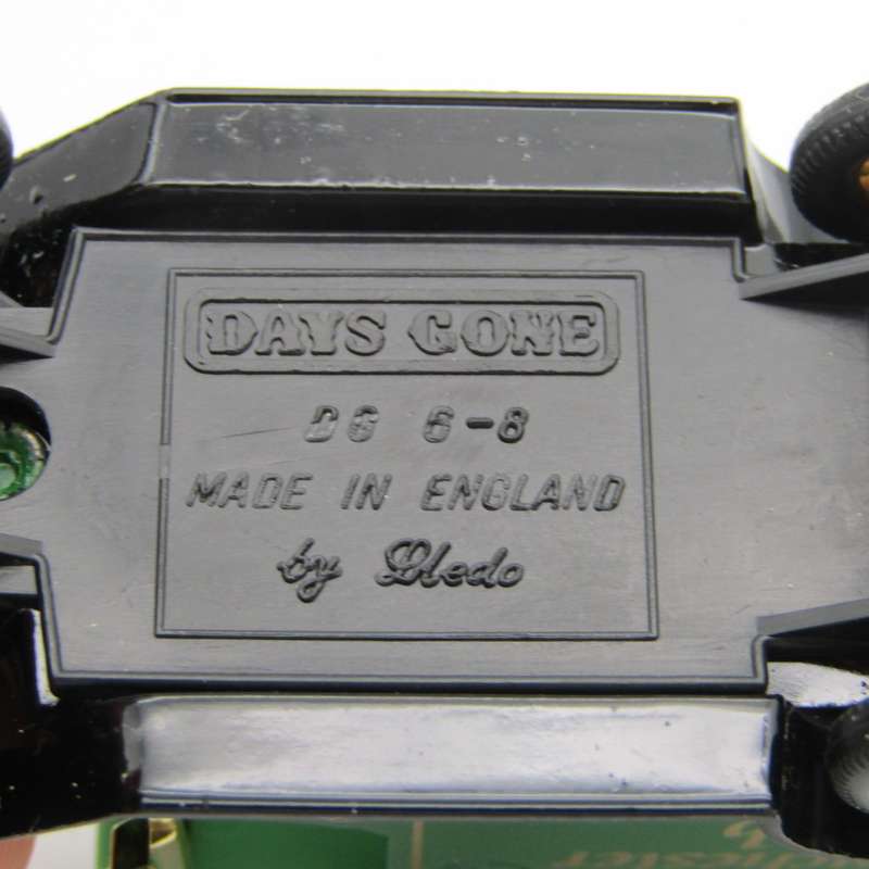 Lledo Model T Ford - The Winchester Club in box
