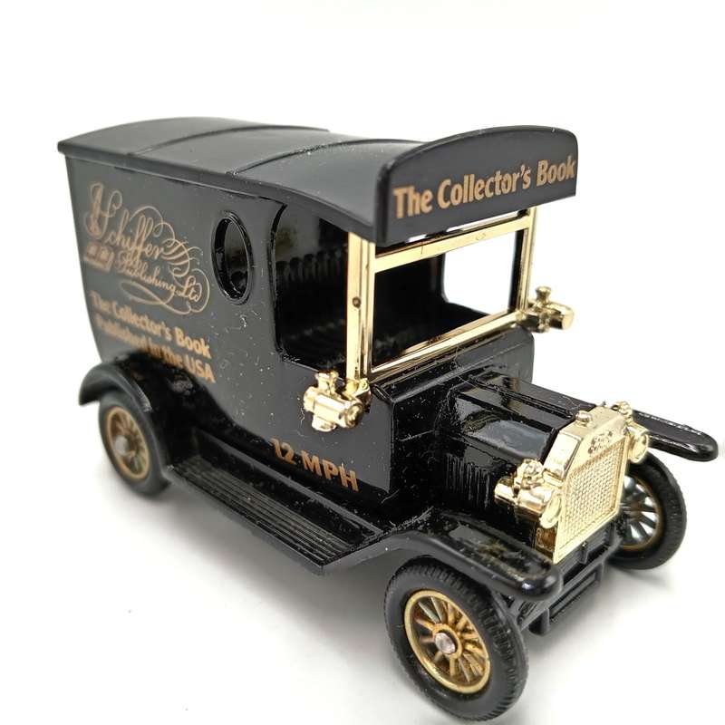 Lledo Days Gone model T Ford - Millbank books in box