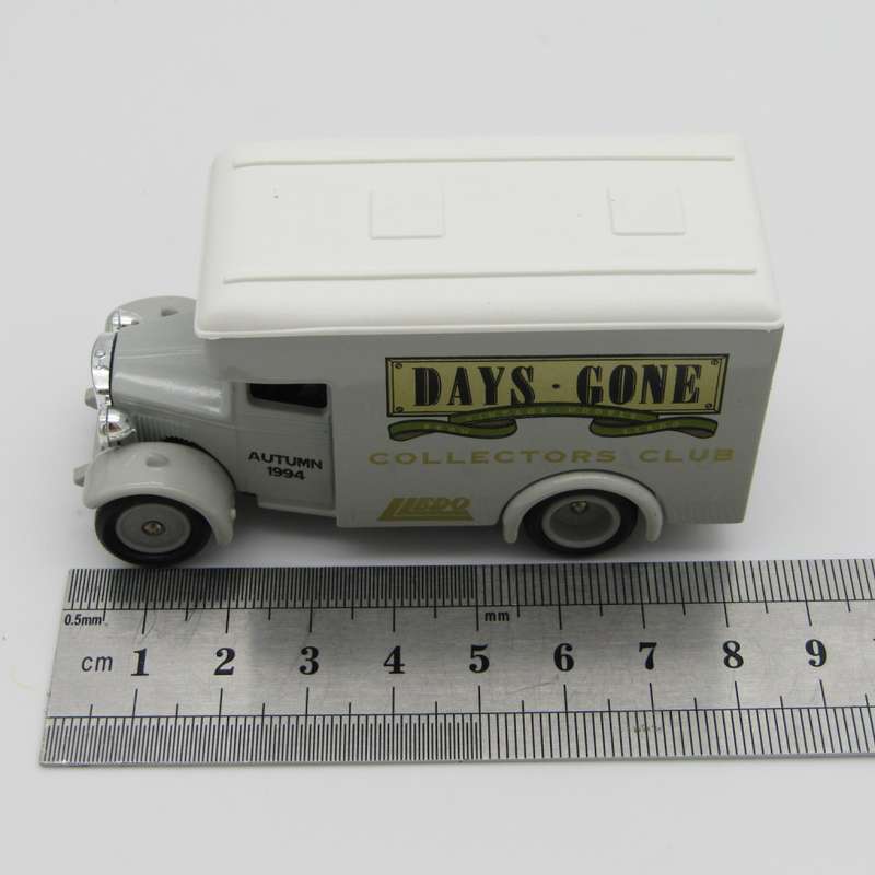 Lledo 1934 Parcels Van - Collectors Club model Days Gone in box