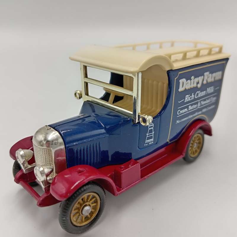 Lledo die-cast model car - advertisement model for `Dairy farm` in box