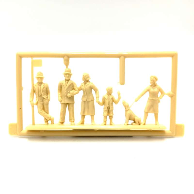 Lledo Dennis school bus die-cast model car in box with Figurines