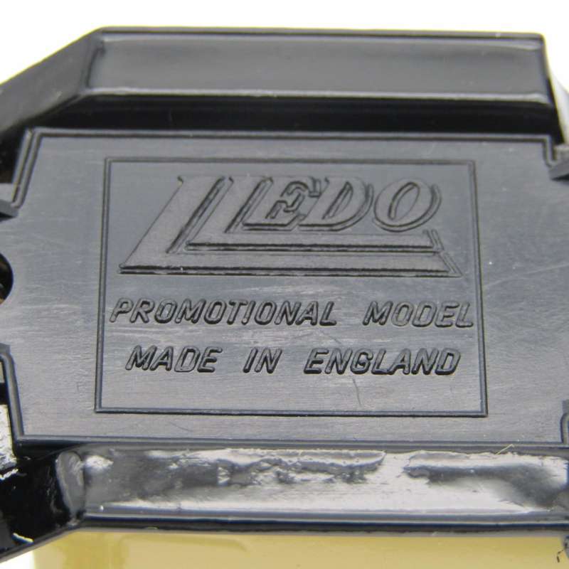 Lledo Model T Ford - Cook`s Matches in box