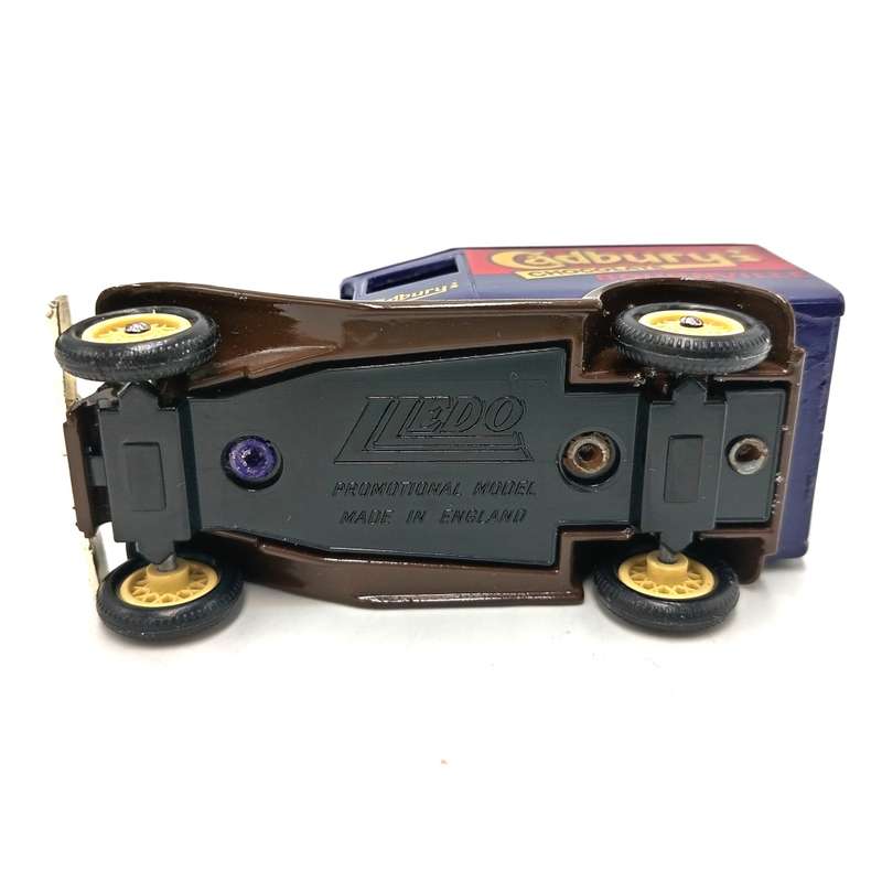 Lledo Ford Model A Cadbury`s chocolate advertisement die-cast model car in box