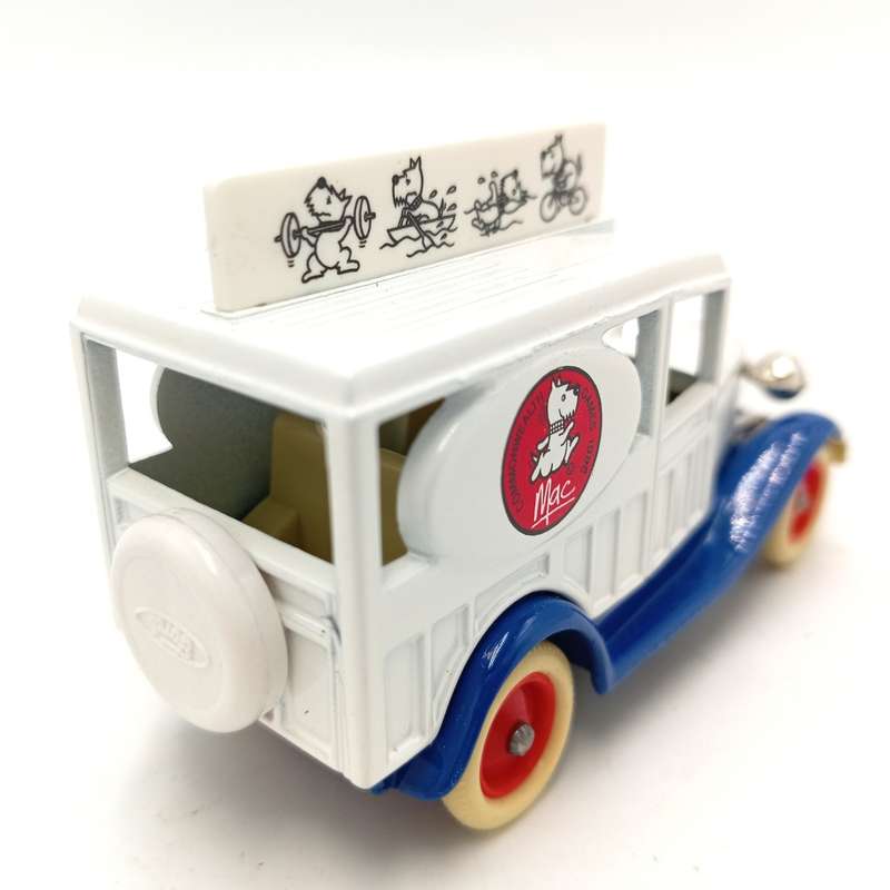 Lledo Ford model A advertisement car for ` XIII Commonwealth Games Scotland 1986 - in box