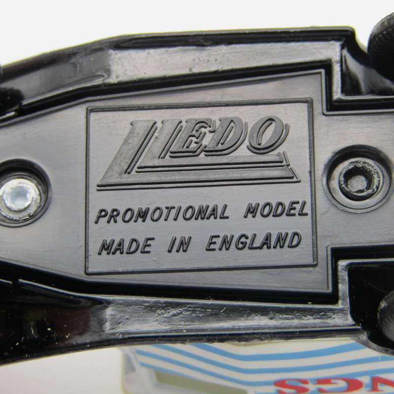 Lledo Ford Model A Cornish Fairings delivery van model car in box