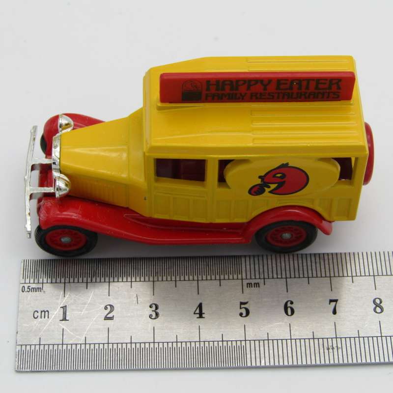 Lledo Ford Model A Happy Eater delivery van model car in box