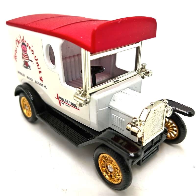Lledo Ford Model T Dudley Road Hospital delivery van in box