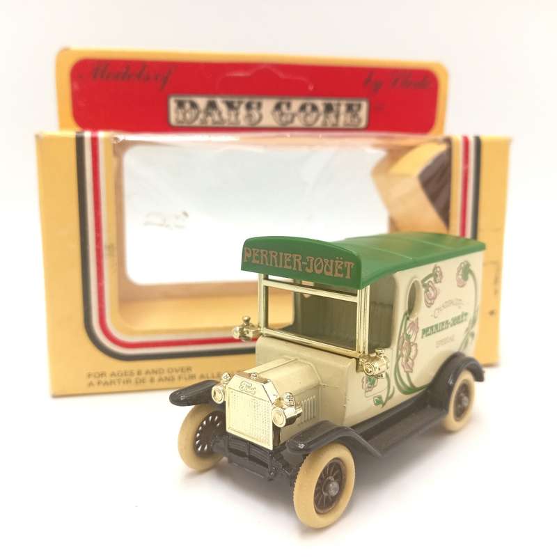 Lledo Ford Model T champagne Perrier Jouet delivery van in box