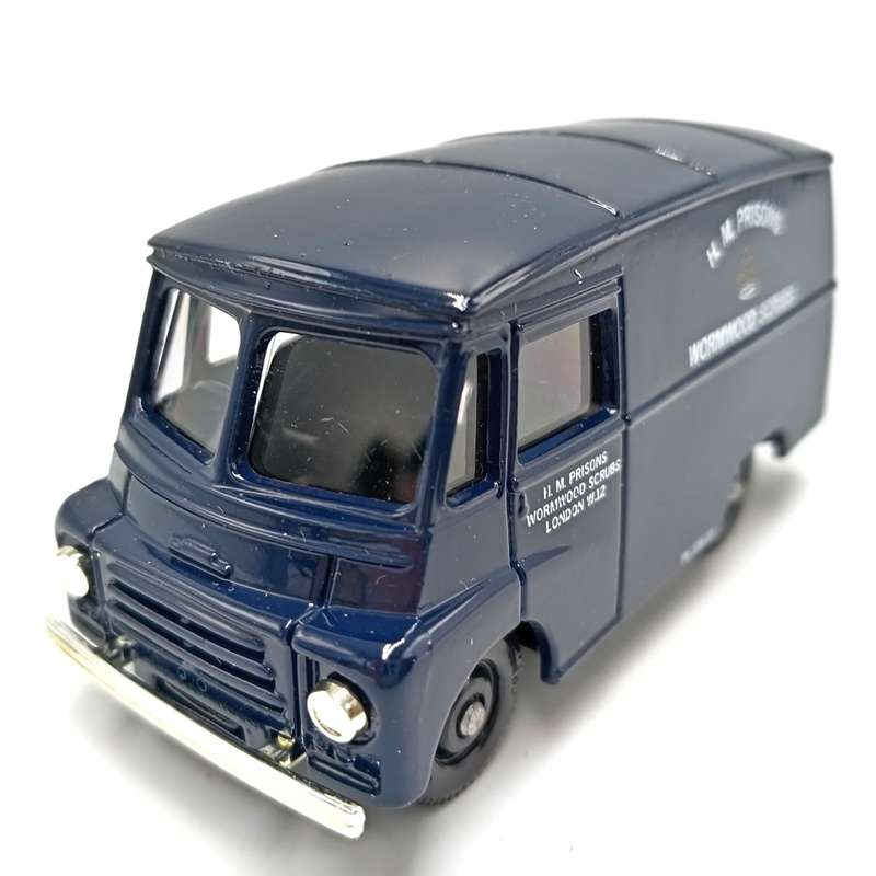 Lledo Morris LD 150 van - Coventry Evening Telegraph model car in box