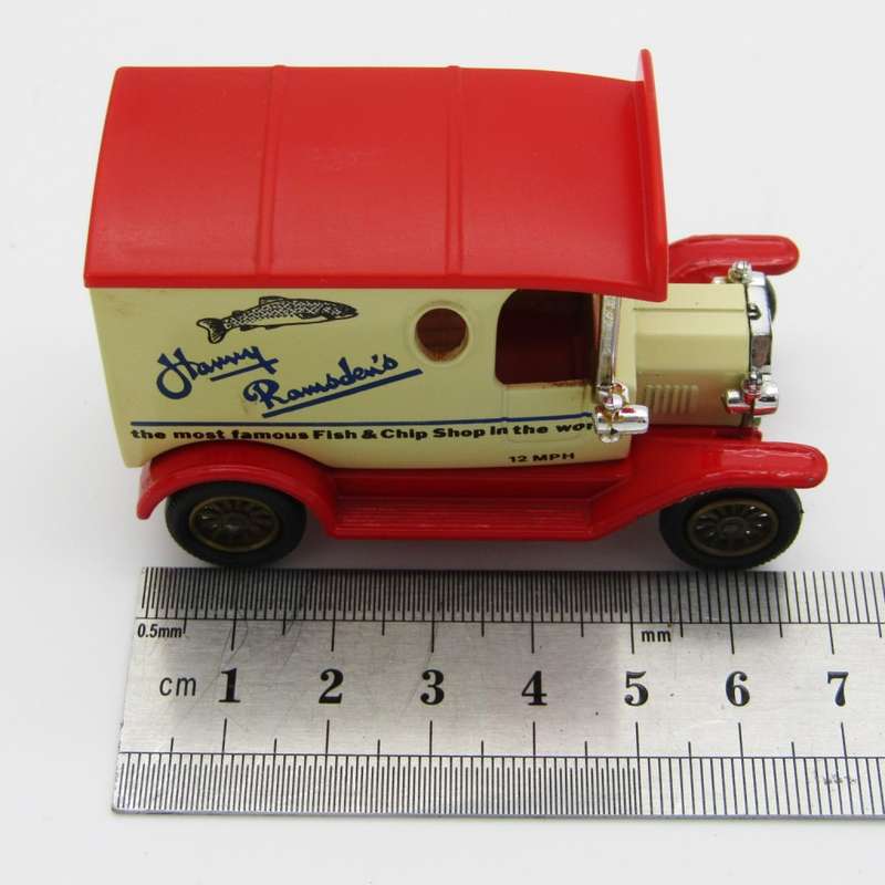 Lledo Ford Model T Harry Ramsden`s delivery van model car in box