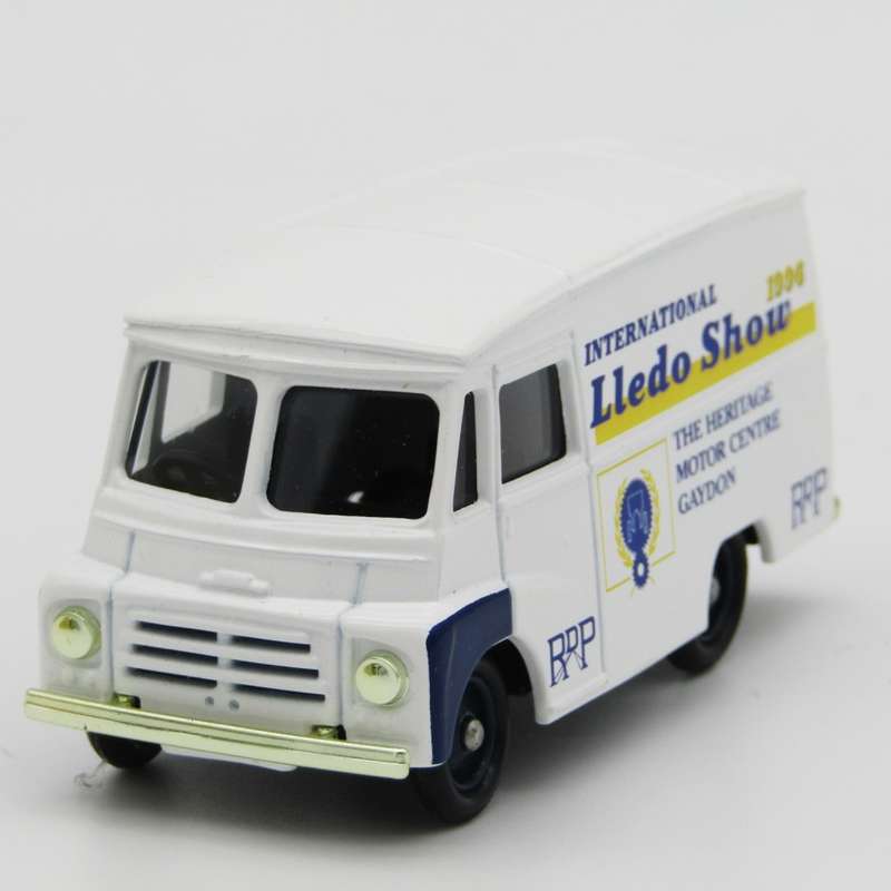 Lledo 1959 Morris LD150 Lledo Show 1996 die-cast model car in box