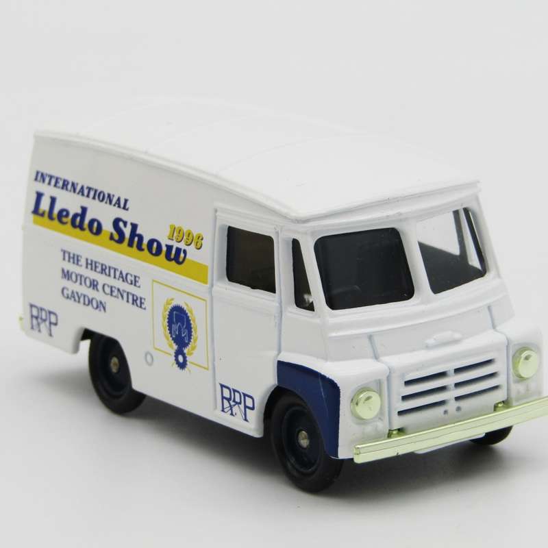 Lledo 1959 Morris LD150 Lledo Show 1996 die-cast model car in box