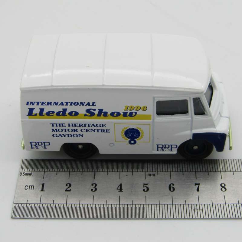 Lledo 1959 Morris LD150 Lledo Show 1996 die-cast model car in box