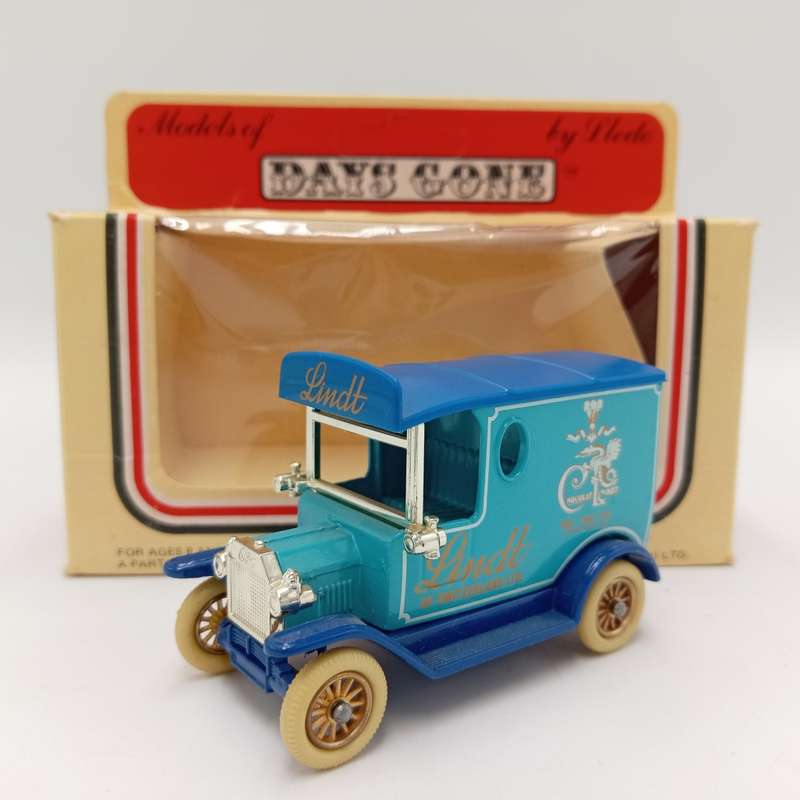 Lledo Ford model T advertisement die-cast van - Lindt - in box