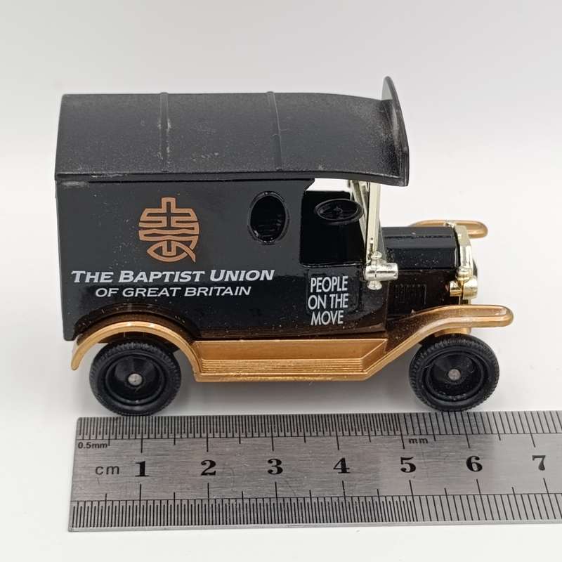 Lledo Ford Model T The Baptist Union of Great Britain delivery van model car in box