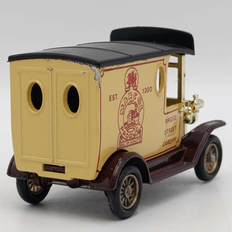Lledo Ford Model T advertisement van - Morcol product - in box with figurines