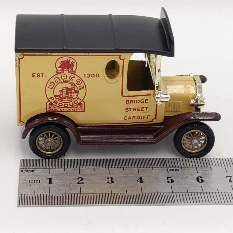 Lledo Ford Model T advertisement van - Morcol product - in box with figurines