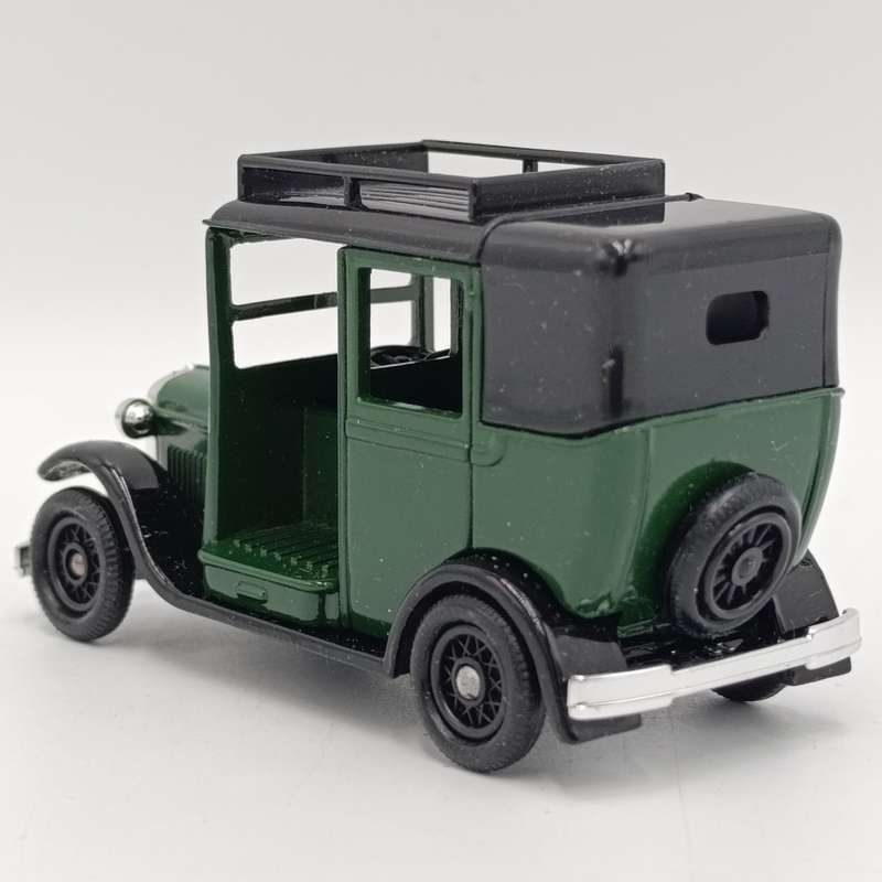 Lledo 1933 Austin dark green taxi model car in box