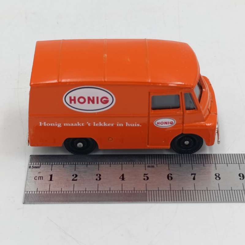 Lledo 1959 Morris LD 150 Honig delivery van in box