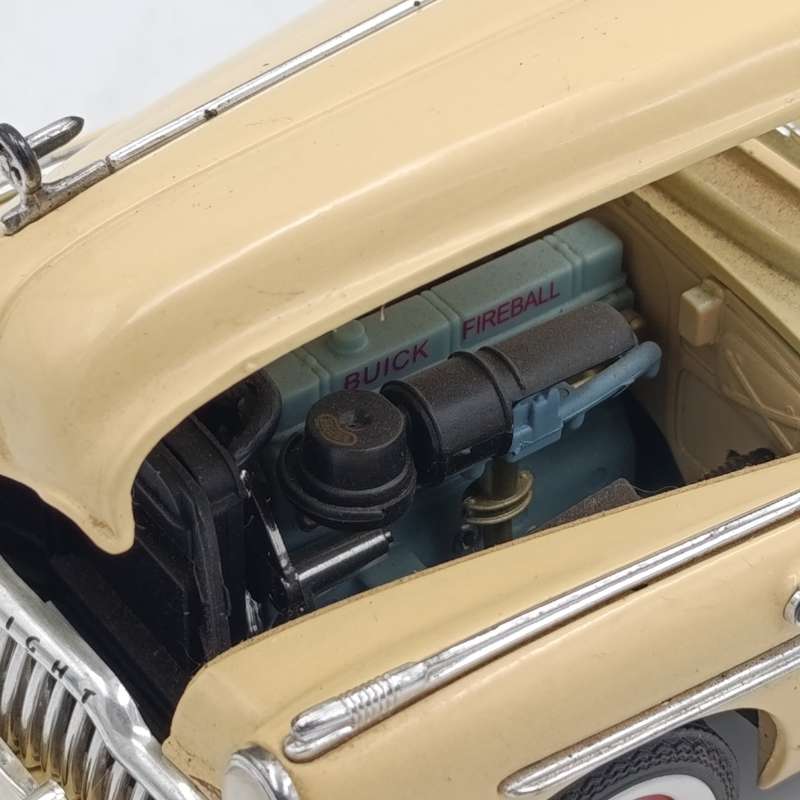 MotorMax 1949 Buick Eight Roadmaster Dynaflow die-cast model car-scale 1/18