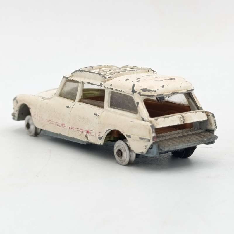 Corgi Toys Citroen Safari Corgi ski club model car - no tyres