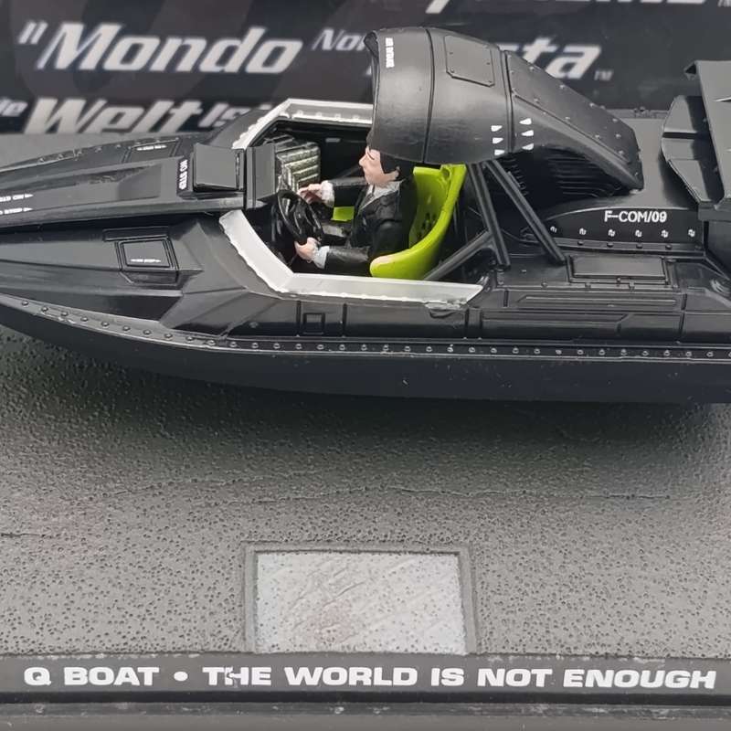 James Bond 007 Q Boat die-cast model - The world is not enough