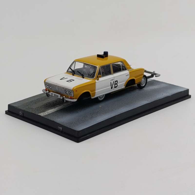 James Bond 007 Lada 1500 die-cast model car - The living daylights