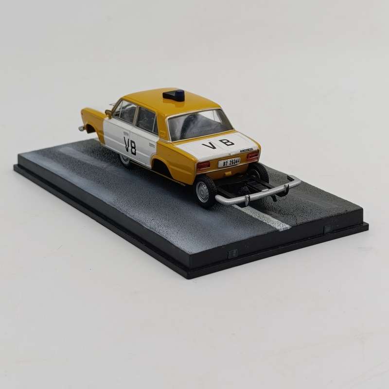 James Bond 007 Lada 1500 die-cast model car - The living daylights