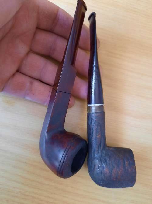 2x vintage smoking pipes